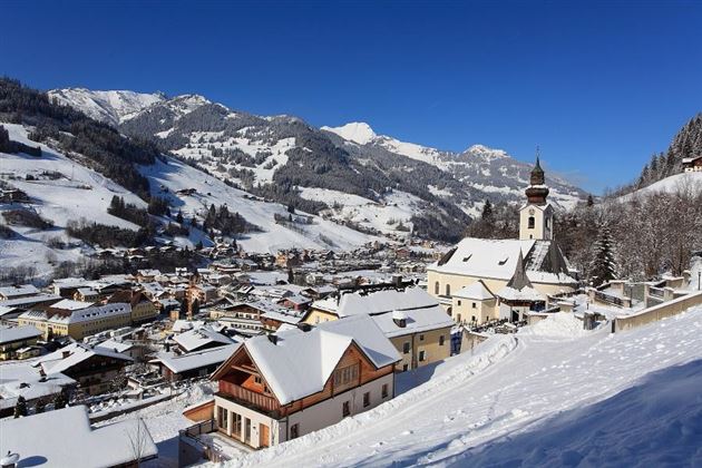 Kirche Winter