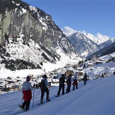 BERG-GESUND Schneeschuhwandern Schnuppern in Hüttschlag