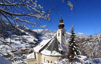 Kirche Winter