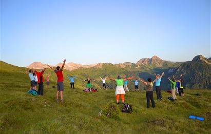 BERG-GESUND Yoga-Wanderung
