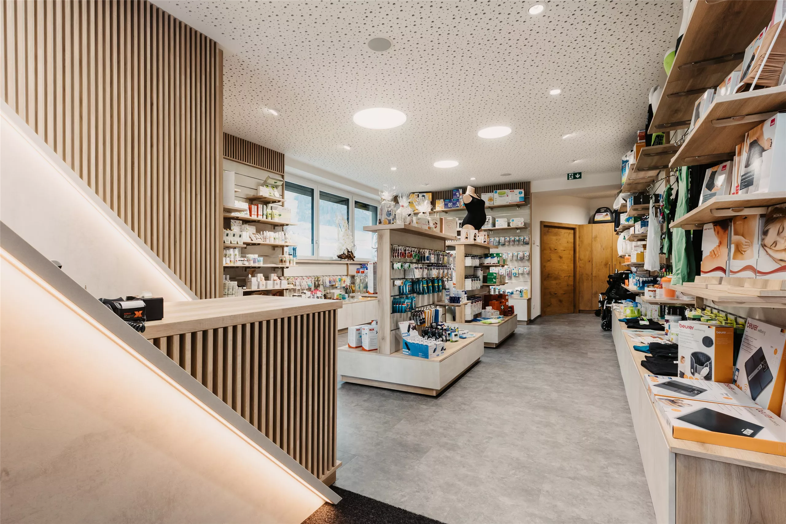 medical supply store Dr. Toferer