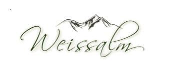 Das Bild zeigt das Wort "Weissalm" in eleganter Schriftart, begleitet von einer stilisierten Bergillustration. Es vermittelt eine alpine Atmosphäre und Naturverbundenheit.