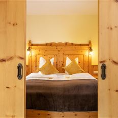 NATURLOFT "ZIRBENRUHE" mit Balkon und Bergblick HP