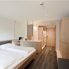 Double room, separate toilet and shower/bathtub, 1 bed room