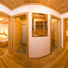 Family room, shower, toilet, 2 bed rooms