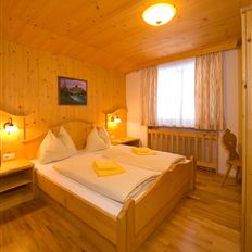 Double room, shower, toilet, 1 bed room