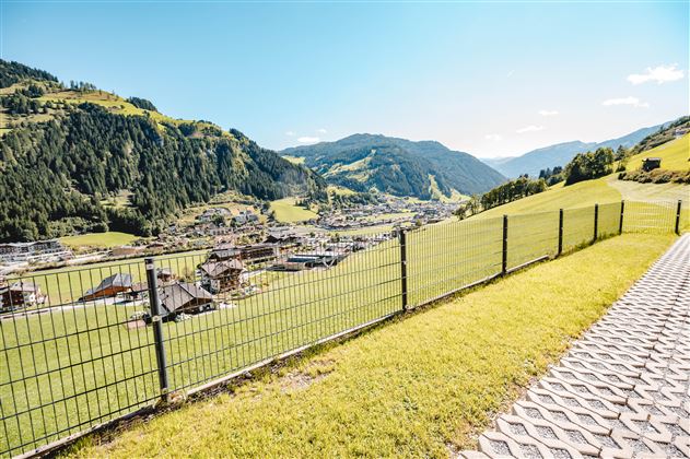 Aussicht auf die umliegende Bergwelt