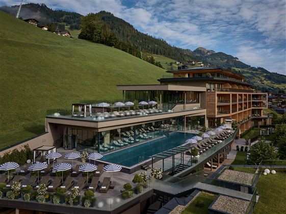 EDELWEISS-Mountain-Resort_Exterior_ 22_LowRes