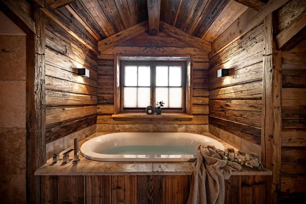 Entspannungsbereich Badewanne Chalet