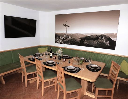 Esstisch Ferienwohnung 1