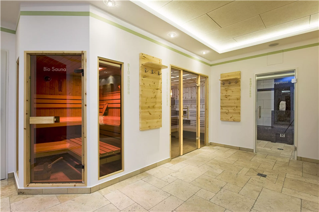 wellnessbereich-saunen-und-aromadampfbad