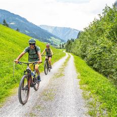 Grossarltal: Valley cycle path