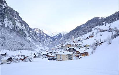 Hüttschlag im Winter